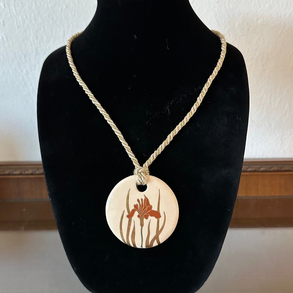 Turquoise Horse Southwest Ceramic Iris Flower Pendant Necklace Rope Cord 28''